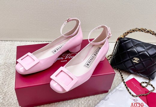 Roger Viver A030 202505300001