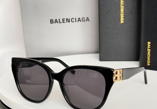Balenciaga 034