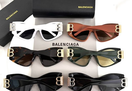 Balenciaga 048