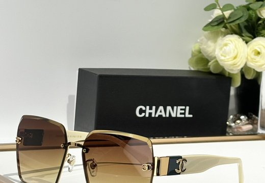 Chanel 0047