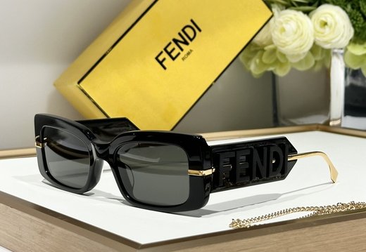 Fendi 0022