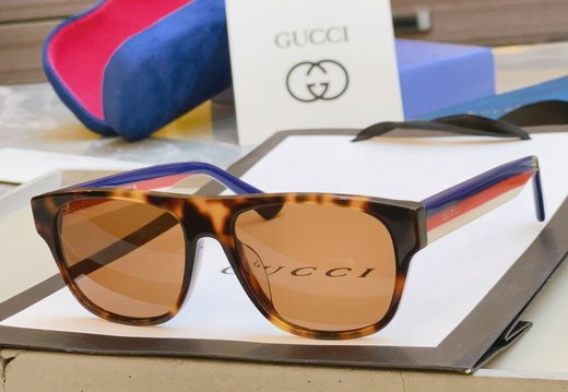 Gucci 0011
