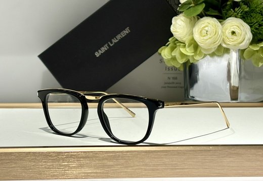 Saint Laurent 0569