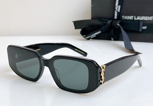 Saint Laurent 0600