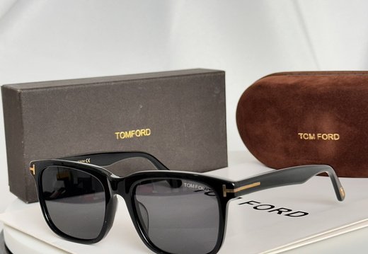 Tom Ford 0015