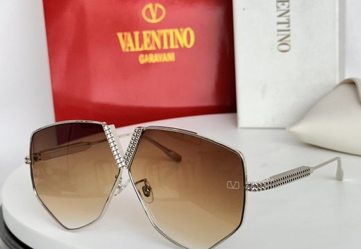 Valentino 0009
