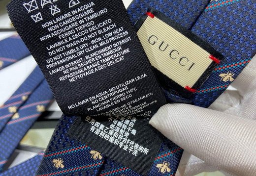 Gucci 0025