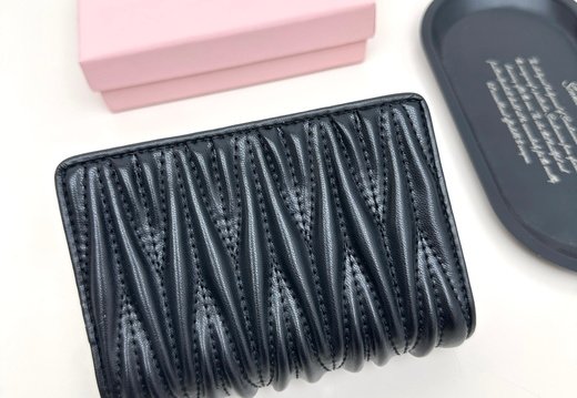 Miumiu A008 20250330 0017. 0017