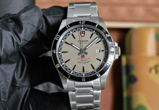 0021 Tudor